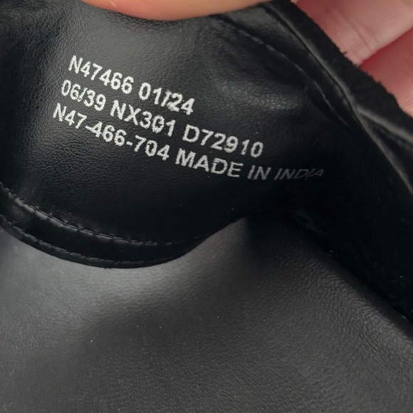 Leather Chunky Cross Strap Sandals black suede - Picture 12 of 15